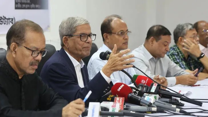 আওয়ামী লীগ কোন মুখে গণতন্ত্রের কথা বলে : মির্জা ফখরুল