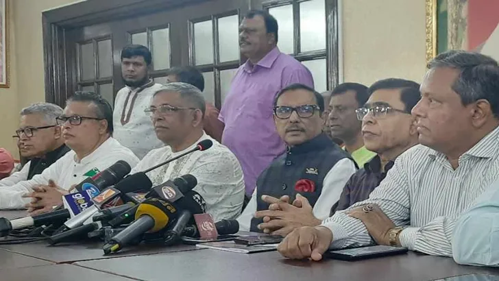 সড়কে চাপ আছে, যানজট নেই: ওবায়দুল কাদের