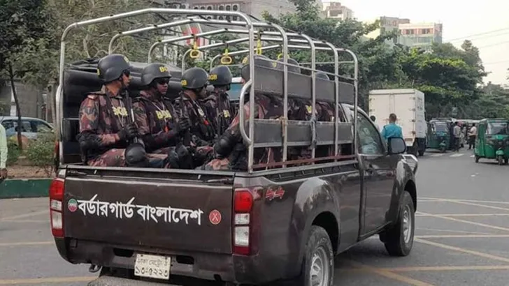 ঢাকাসহ সারা দেশে ২২৯ প্লাটুন বিজিবি মোতায়েন