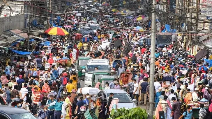 পর্যটকদের জন্য ঝুঁকিপূর্ণ শহরের তালিকায় ঢাকা