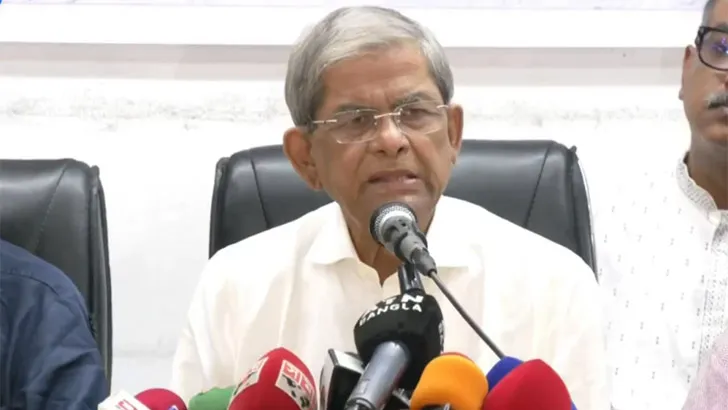 অন্তর্বর্তীকালীন সরকারের রোডম্যাপ নিয়ে ধোঁয়াশা কাটেনি: মির্জা ফখরুল