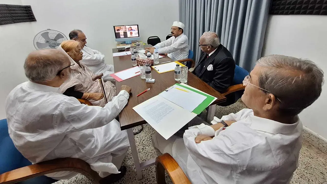 জরুরি বৈঠক শেষে যা বললেন মির্জা ফখরুল
