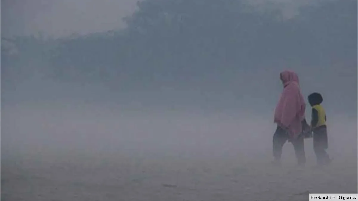 দিনাজপুরে হঠাৎ বৃষ্টিতে বেড়েছে শীত, জনজীবন বিপর্যস্ত