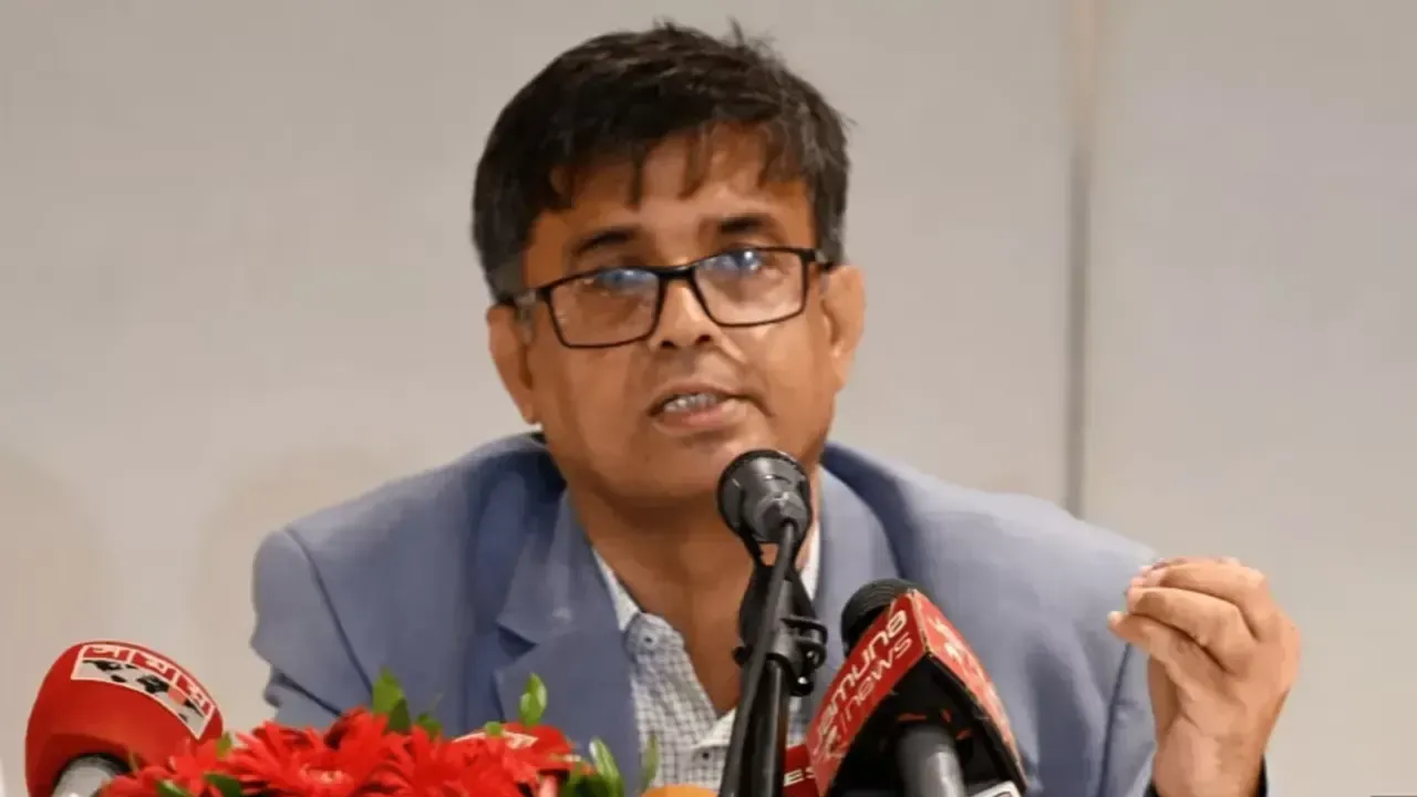 রাষ্ট্র মেরামত ছাড়া বিদায় নিলে এই প্রজন্ম কাঠগড়ায় দাঁড় করাবে : প্রেস সচিব