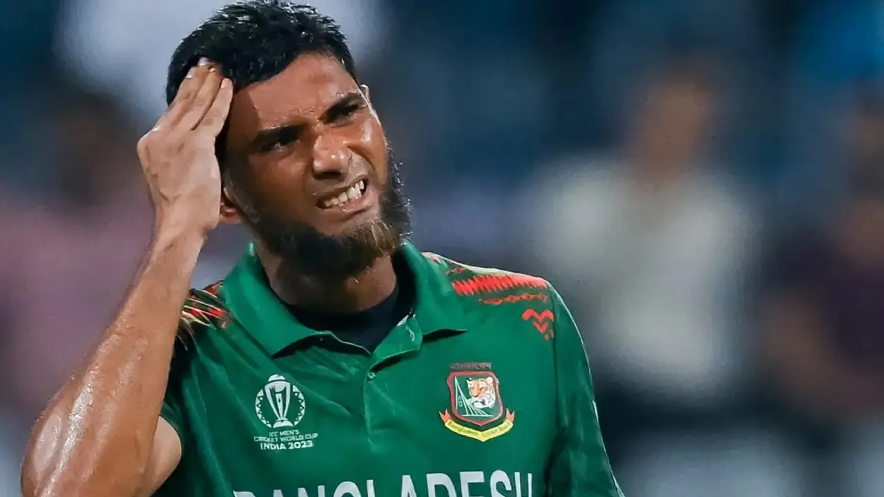 মাঠ থেকেই ক্রিকেটকে বিদায় বলতে চান মাহমুদউল্লাহ!
