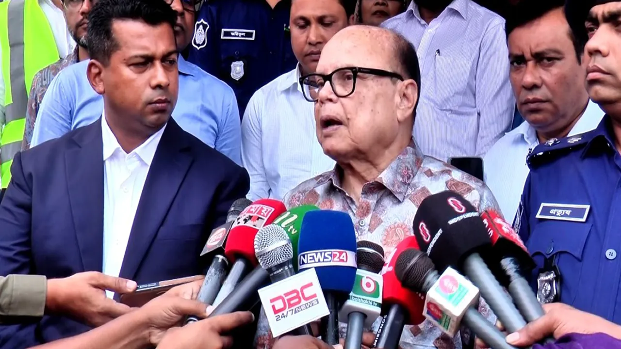 চালের দাম কমে যাচ্ছে : খাদ্য উপদেষ্টা