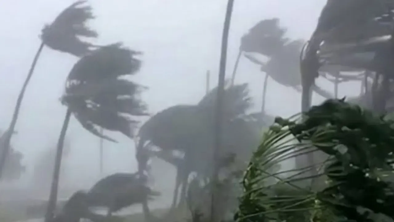 সন্ধ্যার মধ্যে যেসব অঞ্চলে ঝড়ের আভাস