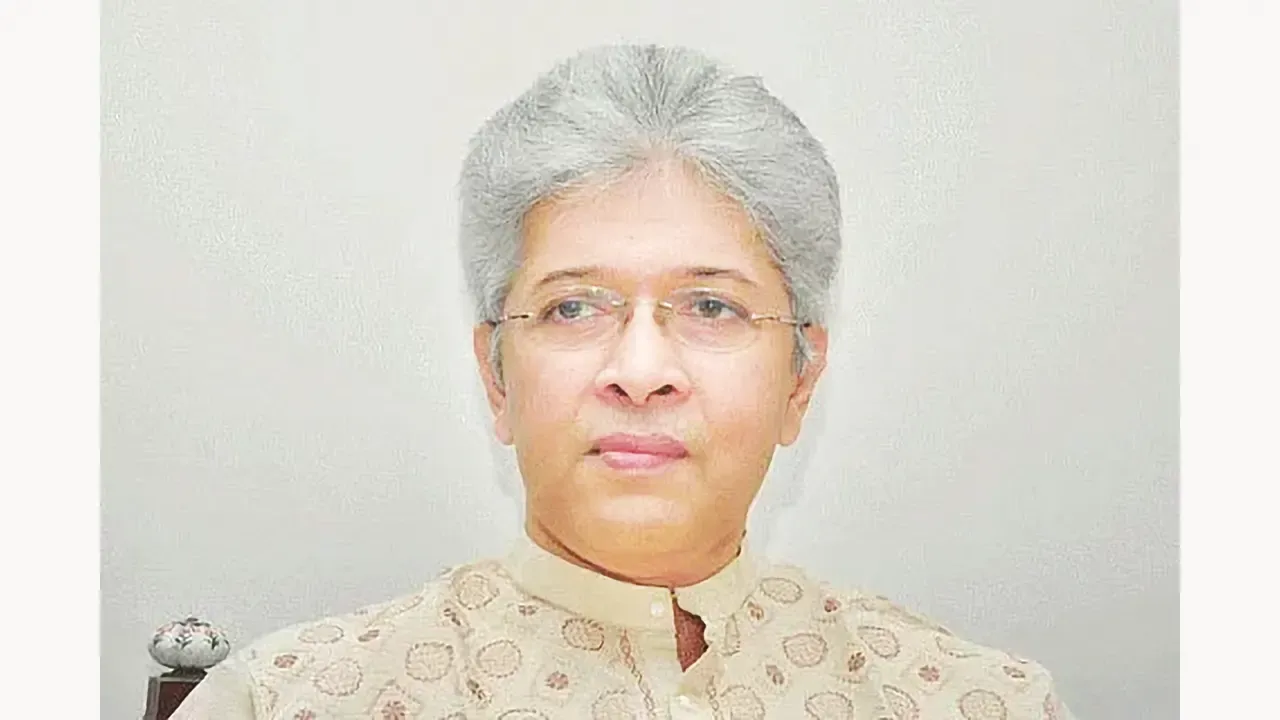 চামড়ার দাম  নিয়ে যা জানালেন শিল্প উপদেষ্টা