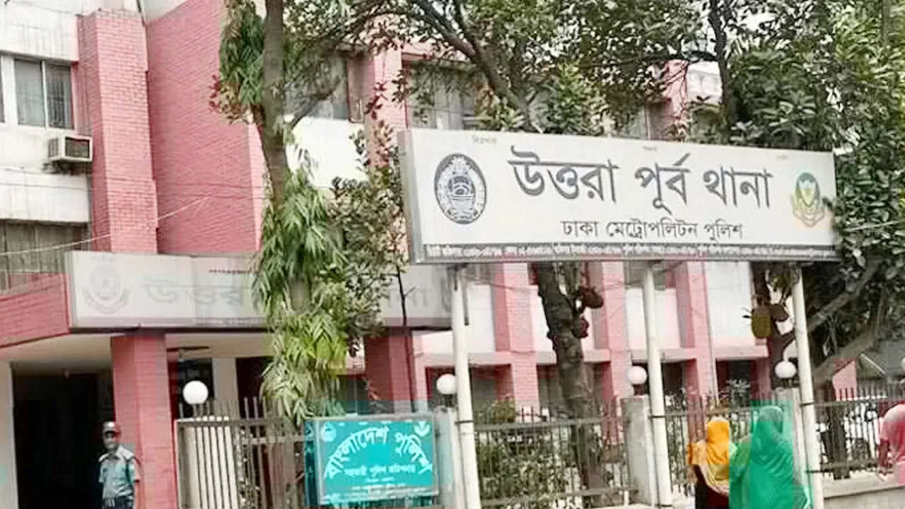 উত্তরায় ট্রাকচাপায় ৩ পথচারী নিহত