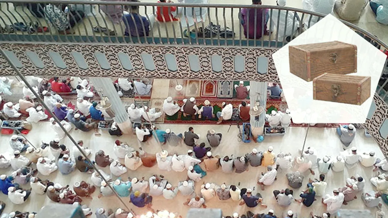 জুমার খুতবা চলাকালে দানবাক্স চালানো যাবে কি?