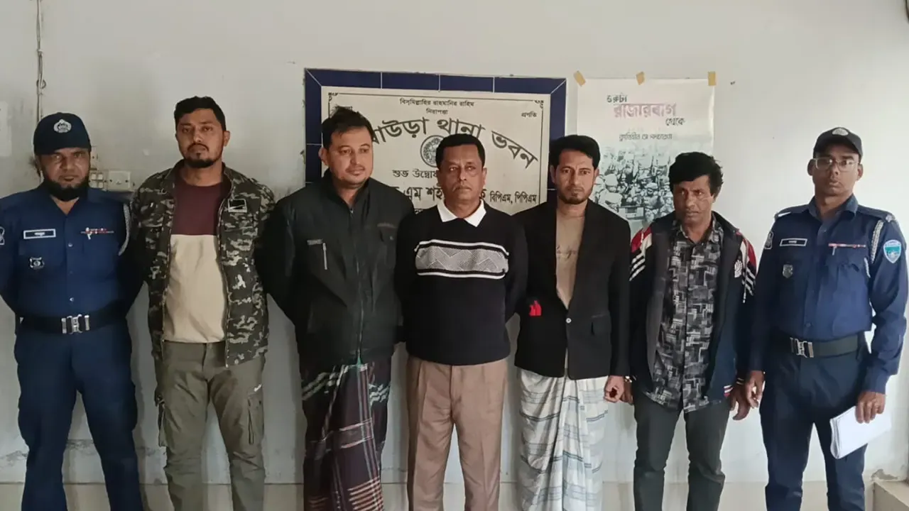 প্রবাসী আ.লীগের উপদেষ্টাসহ গ্রেপ্তার ৫