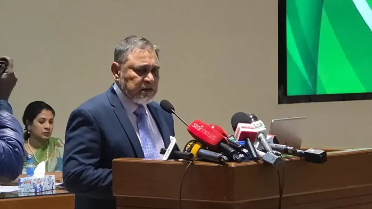 নির্বাচন আয়োজনে গুরুদায়িত্ব পালনে ব্যর্থতার অবকাশ নেই : সিইসি