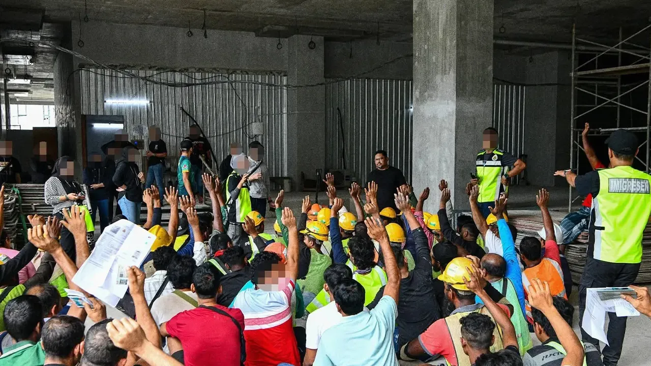 মালয়েশিয়ায় বাংলাদেশিসহ ৭৭ জন গ্রেপ্তার