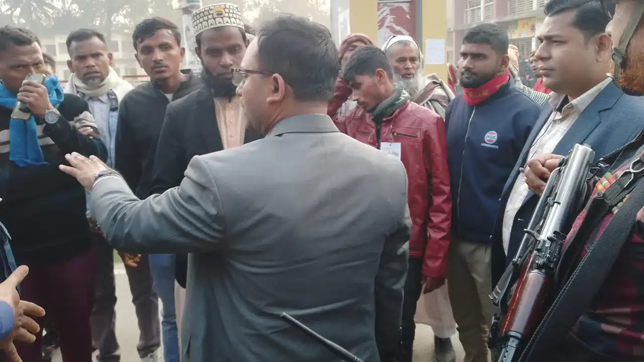 যশোরে জামায়াত কর্মীদের ওপর বিএনপির হামলা