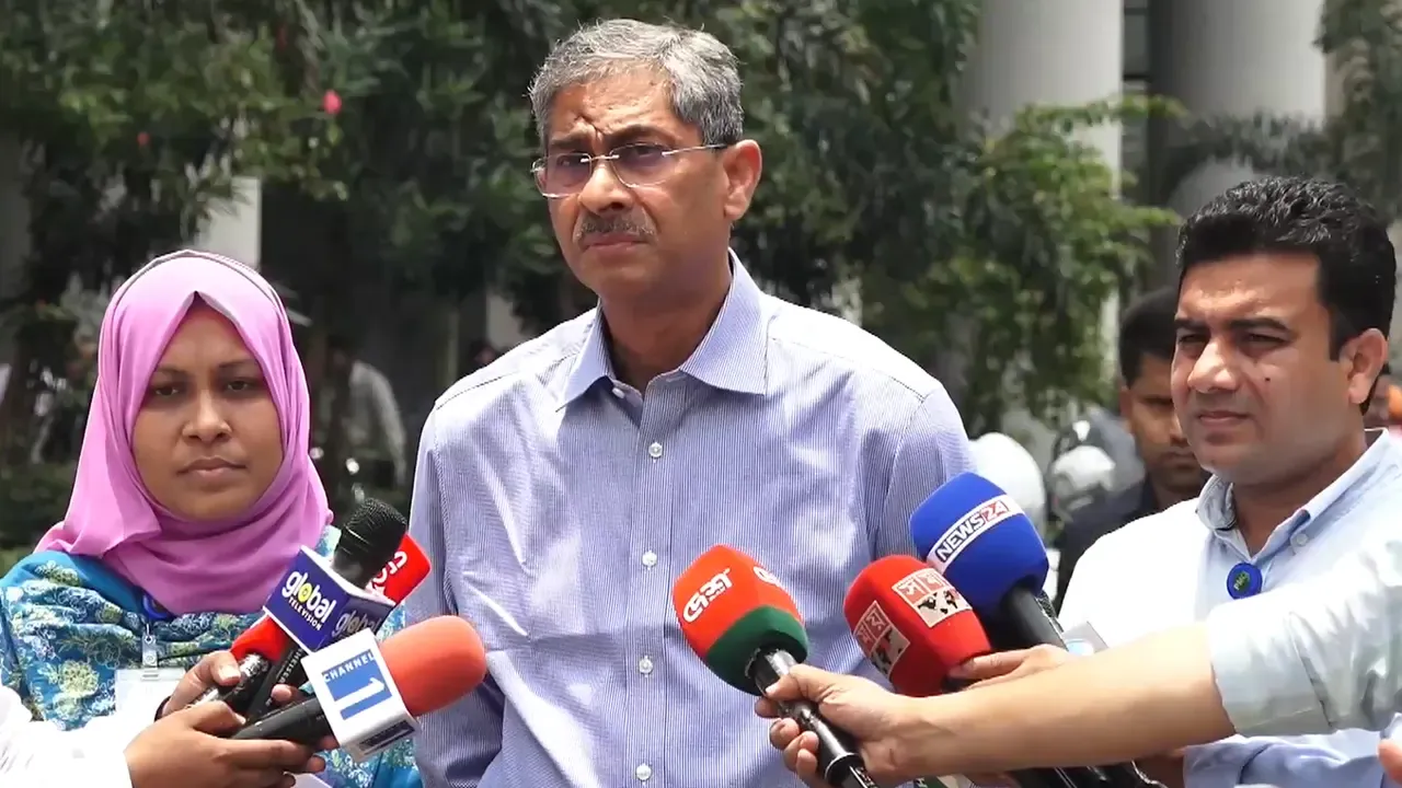 ‘পদ্মা ব্যারেজ’ নিয়ে শিগগিরই সিদ্ধান্ত নেবে সরকার: পানিসম্পদ মন্ত্রী