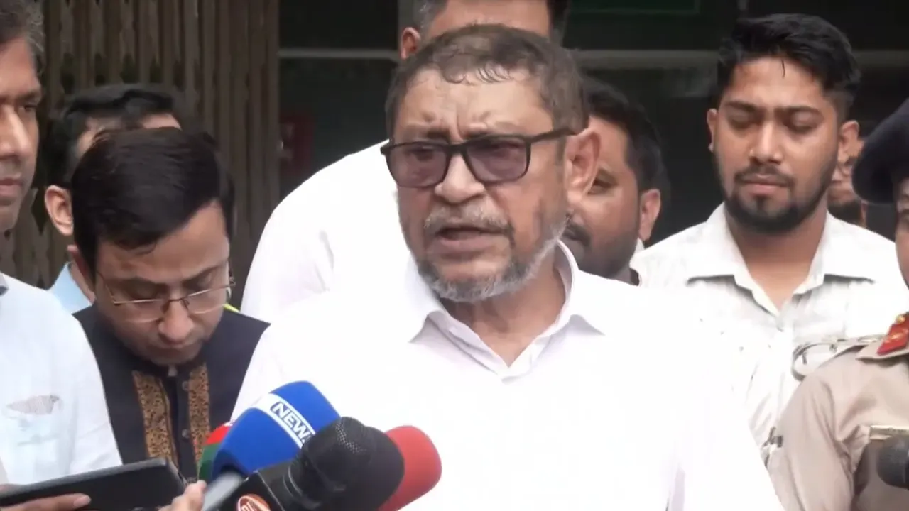 ‘হামের সংক্রামণ ও মৃত্যু ঠেকাতে সরকার সর্বোচ্চ চেষ্টা করছে’