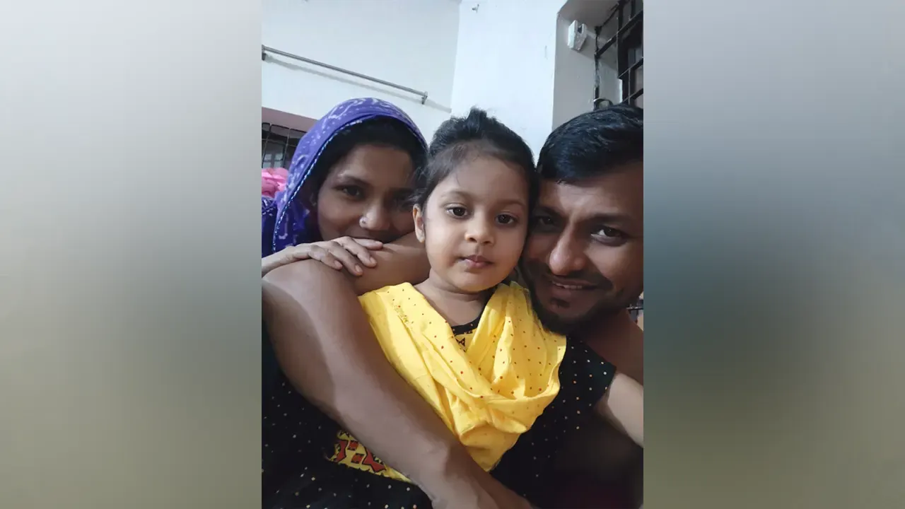 ঈদের পথে ঝরল একই পরিবারের ৩ প্রাণ