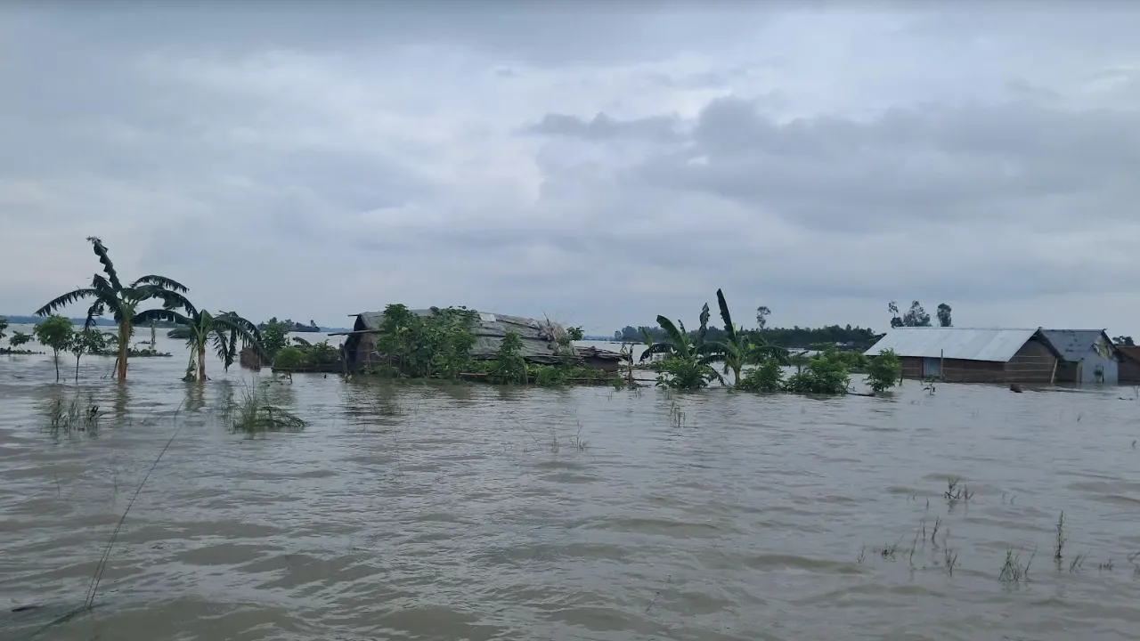 ১০ জেলায় বন্যার শঙ্কা, সতর্কতা জারি