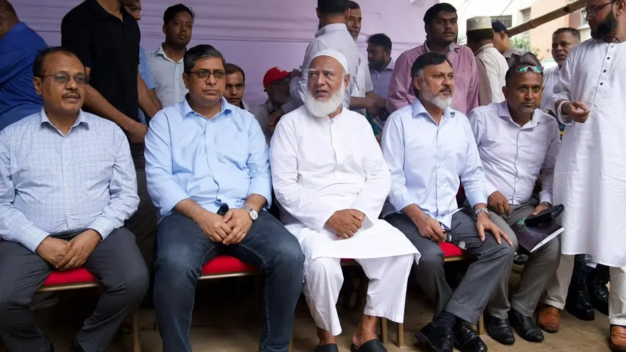ঢাকা-১৫ আসনের সমস্যা সমাধানে এক মঞ্চে সরকারি ও বিরোধী দল