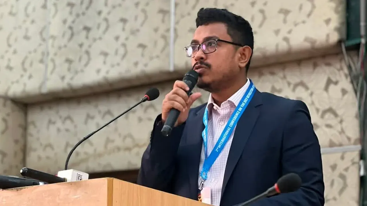 বিদেশে পালিয়ে যাওয়া গোষ্ঠী জুলাই বিপ্লবকে কলঙ্কিত করতে সক্রিয় : সাদিক কায়েম