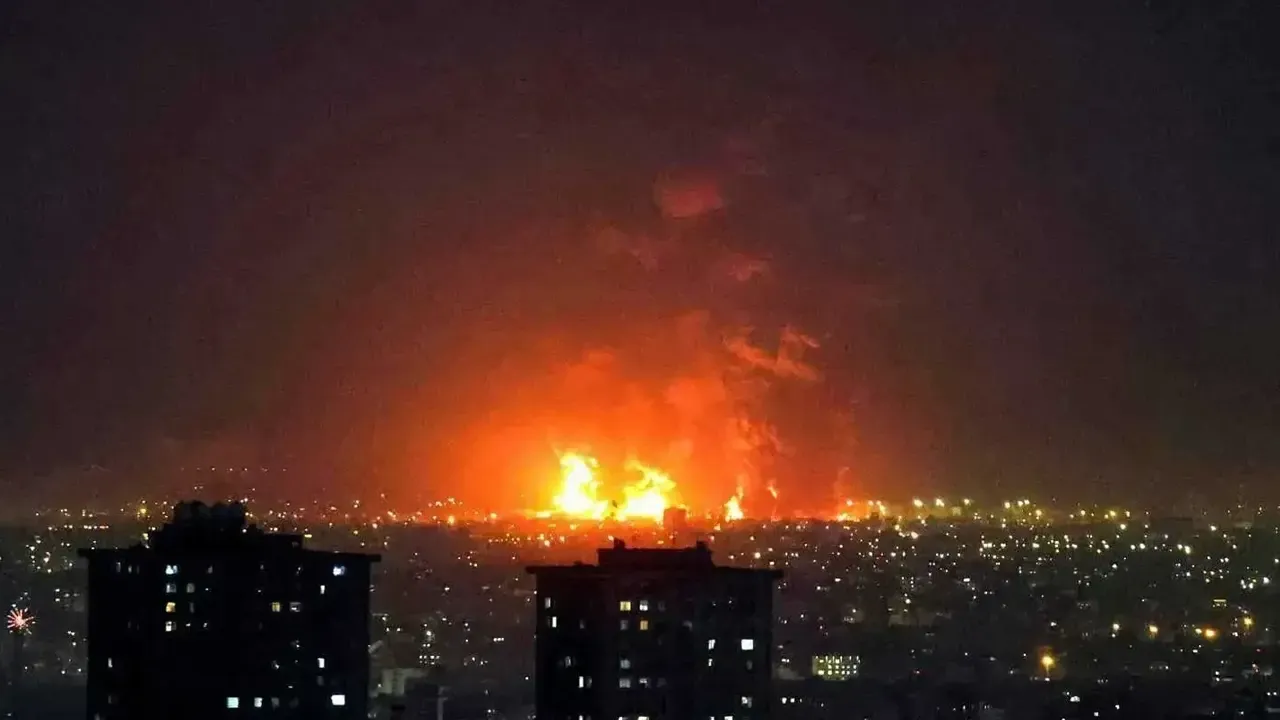 যুক্তরাষ্ট্রের হামলায় ইরানে নিহত ১২