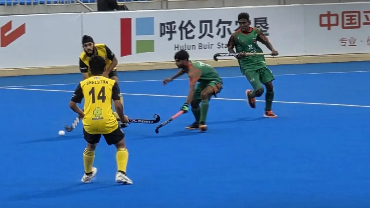মালয়েশিয়ার কাছে ৪-২ গোলে হারল বাংলাদেশ