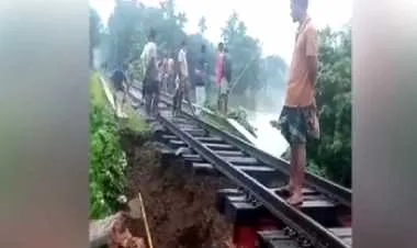 নেত্রকোণার সাথে সারা দেশের রেল যোগাযোগ বিচ্ছিন্ন