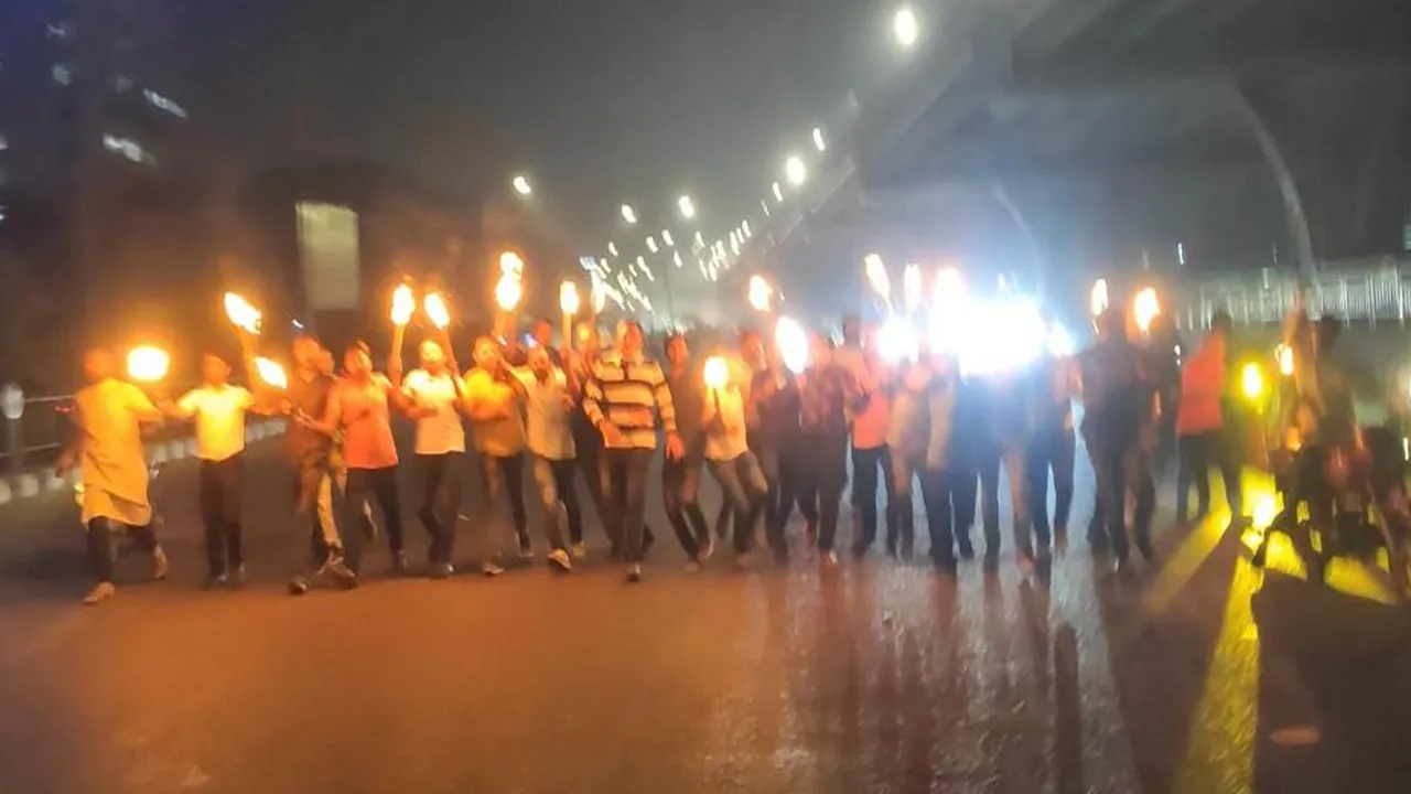 বনানীতে বিএনপির মশাল মিছিল