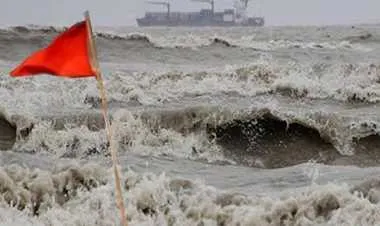দেশের ৪ সমুদ্রবন্দরে এক নম্বর সতর্ক সংকেত