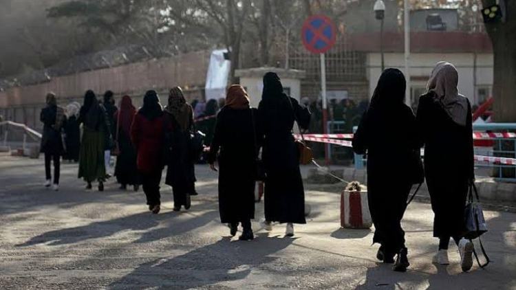 Taliban govt put nationwide ban on women’s university education