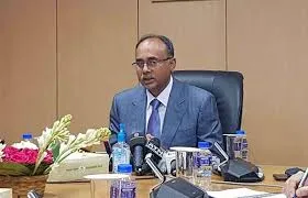 দ্রুতই এলসি পরিস্থিতি স্বাভাবিক হতে পারে: গভর্নর