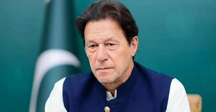 পার্লামেন্ট সদস্যপদ বাতিল, ৫ বছর ভোটে নিষিদ্ধ ইমরান খান