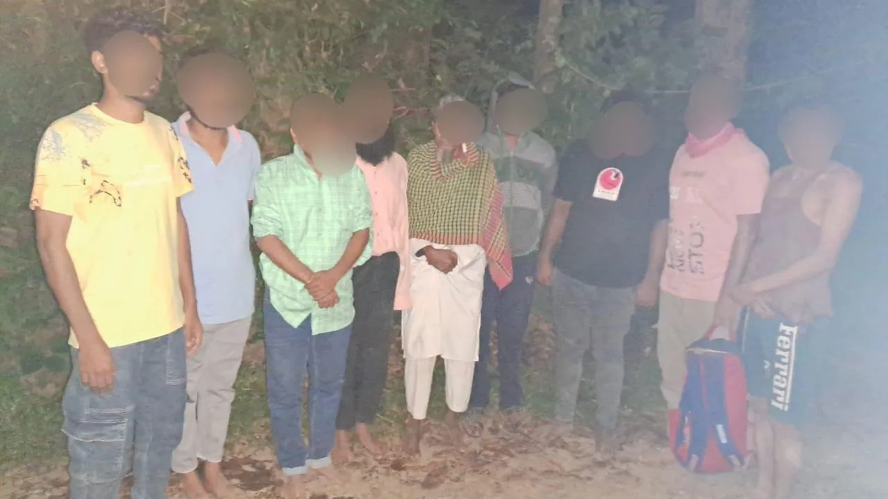 ভারতে ১৫ বাংলাদেশি আটক
