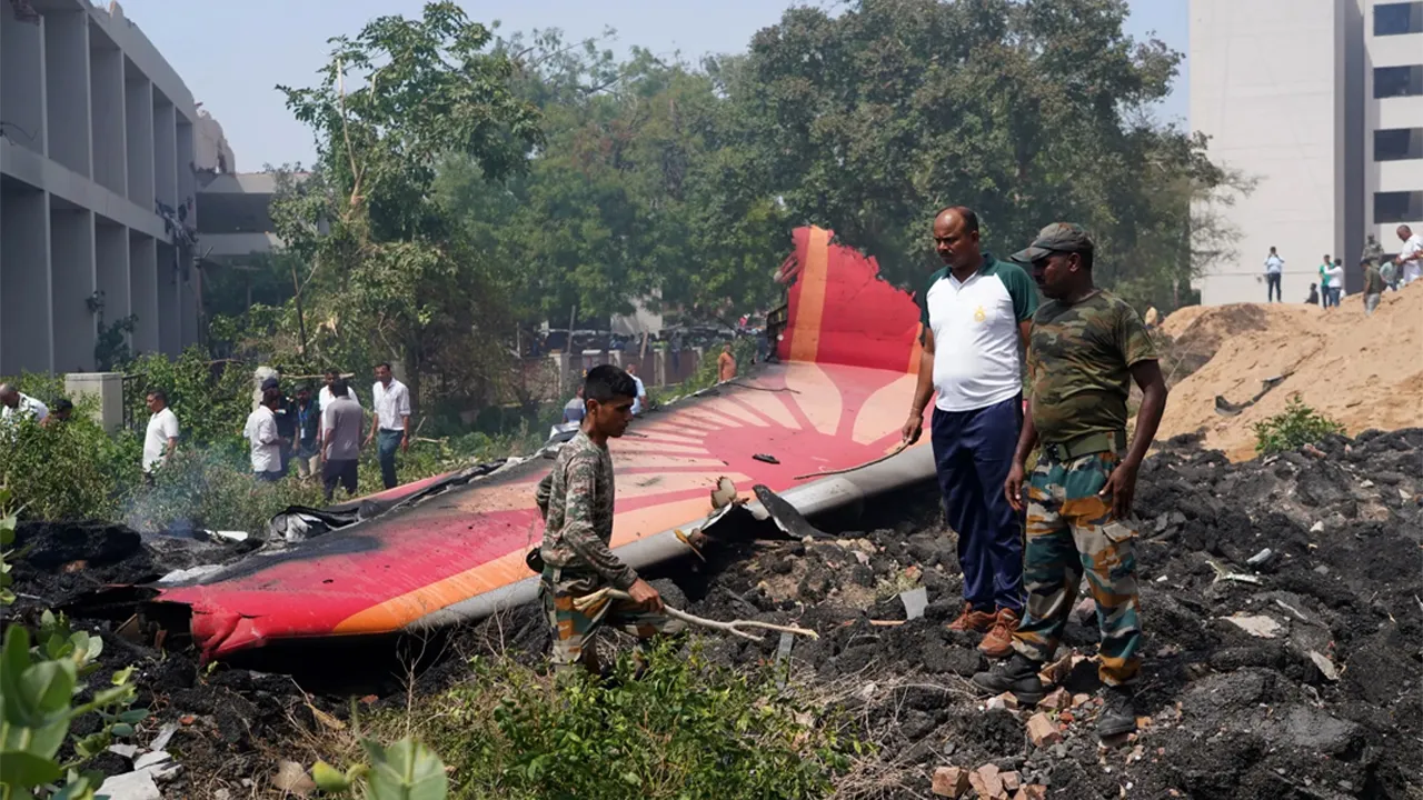 এয়ার ইন্ডিয়া বিধ্বস্তের কারণ জানালো তদন্তকারীরা