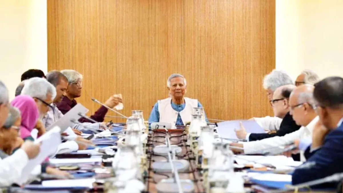 সন্ধ্যায় উপদেষ্টা পরিষদের জরুরি বৈঠক
