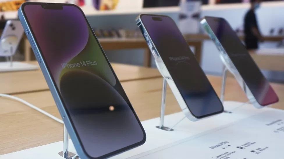 Apple shares slide after China iPhone ban reports