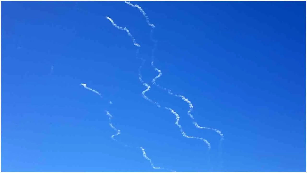 আমিরাত-কুয়েত-ইসরায়েলে হামলা চালিয়েছে ইরান