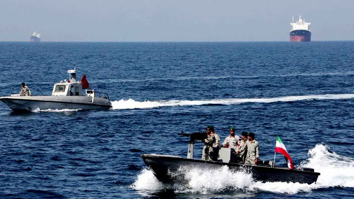 হরমুজ প্রণালী বন্ধ করলো ইরান