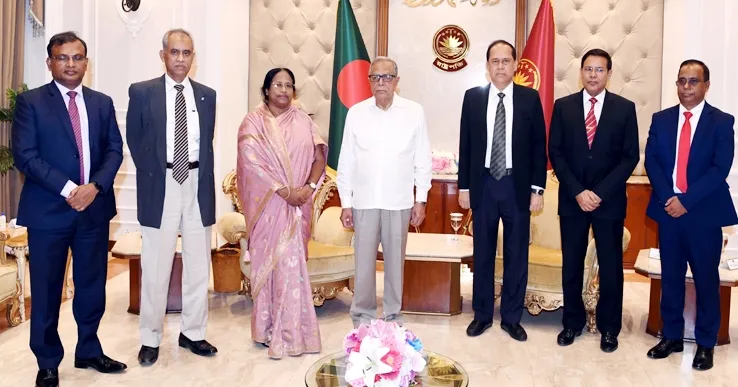 ইসিকে নিরপেক্ষভাবে দায়িত্ব পালনের আহ্বান রাষ্ট্রপতির