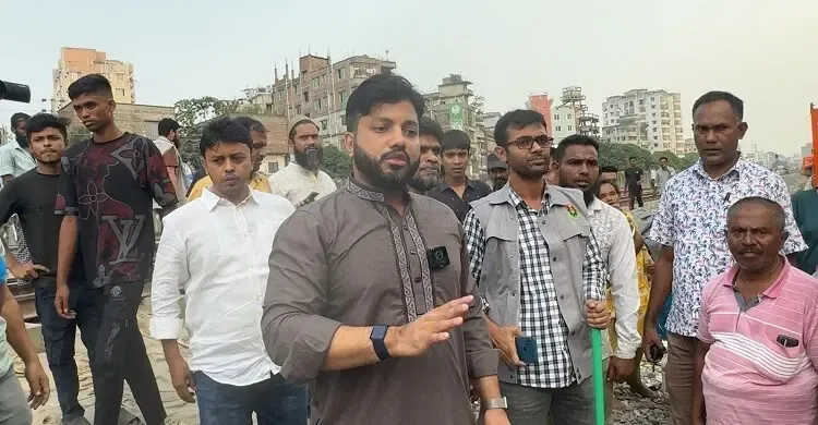 মাদকবিরোধী অভিযানে অস্ত্র প্রদর্শনের বিষয়ে যা বললেন ইশরাক