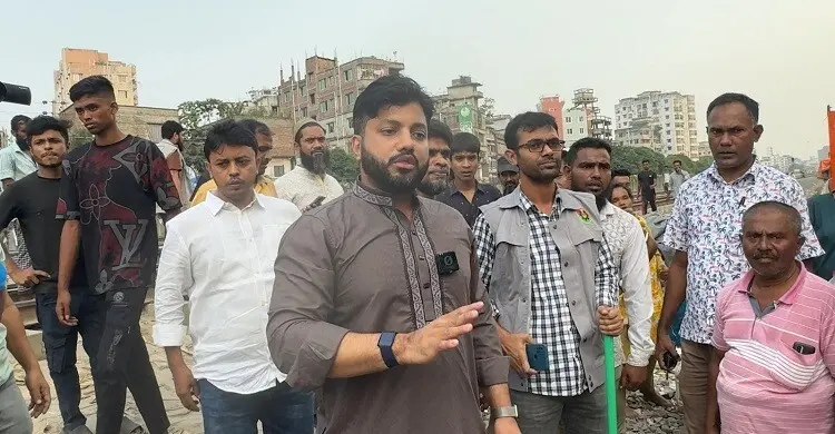মাদকবিরোধী অভিযানে অস্ত্র প্রদর্শনের বিষয়ে যা বললেন ইশরাক