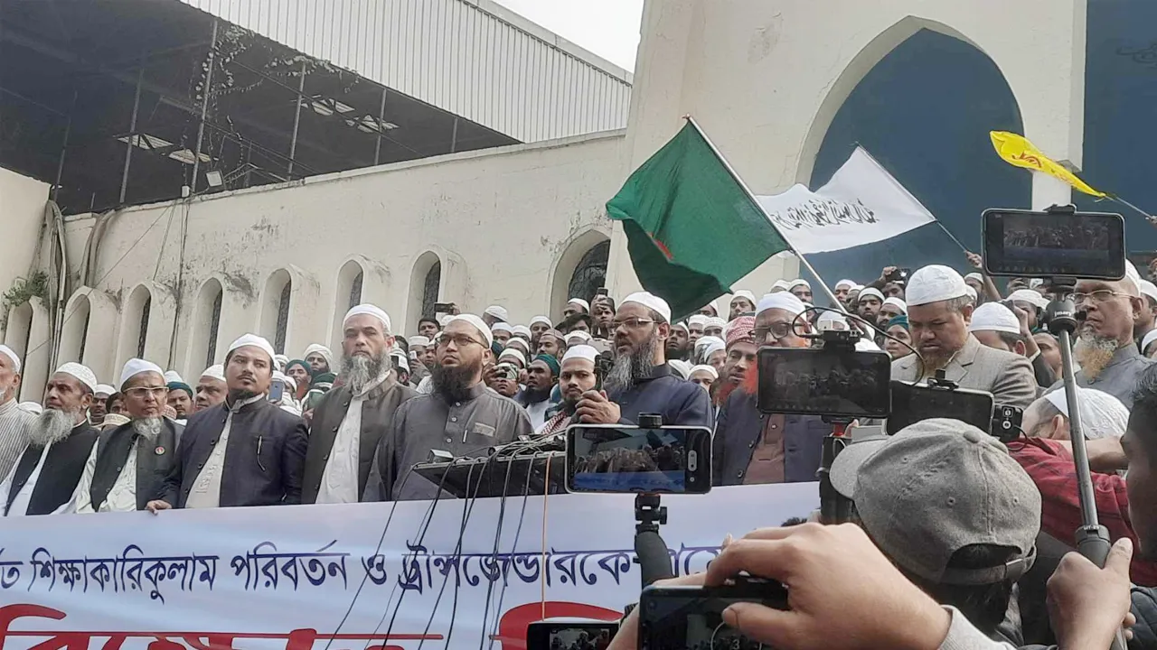 ব্র্যাকের প্রতিটি ইট খুলে নেওয়ার হুমকি ইসলামী আন্দোলনের