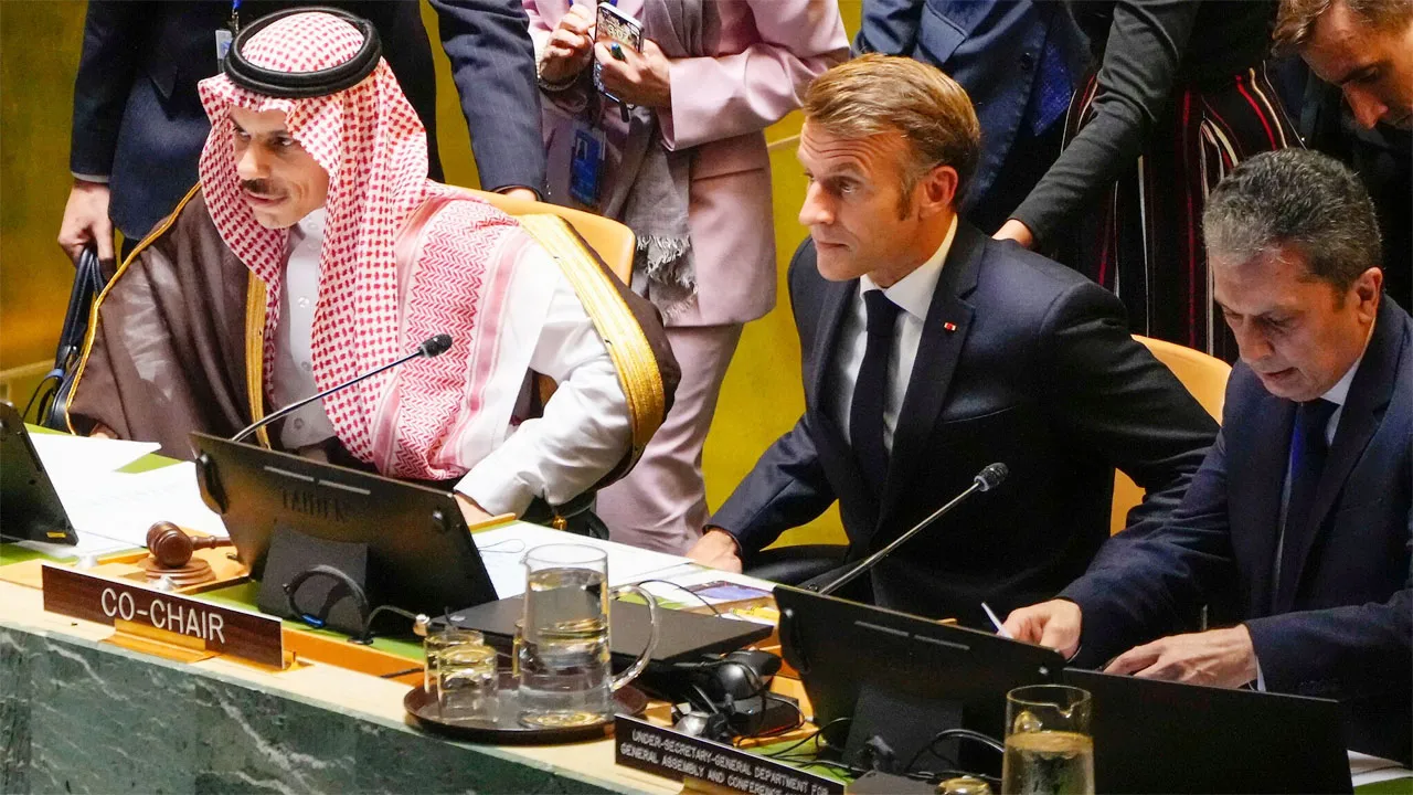 বৈশ্বিক সম্মেলনে ফ্রান্স-সৌদি ‘রেড লাইন’ ঘোষণা করল ইসরায়েলের বিরুদ্ধে