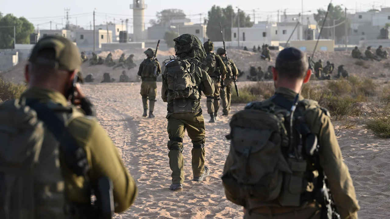 israeli-soldiers-in-gaza-20240123204356