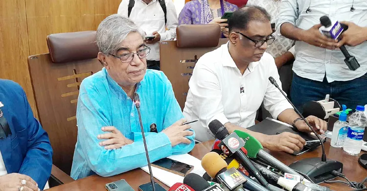 তারেক রহমানের বক্তব্য সরাতে আমাদের ক্ষমতা কাজে লাগাব: মোস্তাফা জব্বার