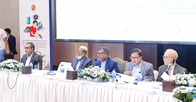 ডেঙ্গু রোগীদের চিকিৎসায় ব্যয় ৪০০ কোটি টাকা: স্বাস্থ্যমন্ত্রী