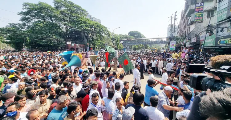 আরামবাগেই মহাসমাবেশ, শাপলা চত্বর থেকে ফিরছে জামায়াত
