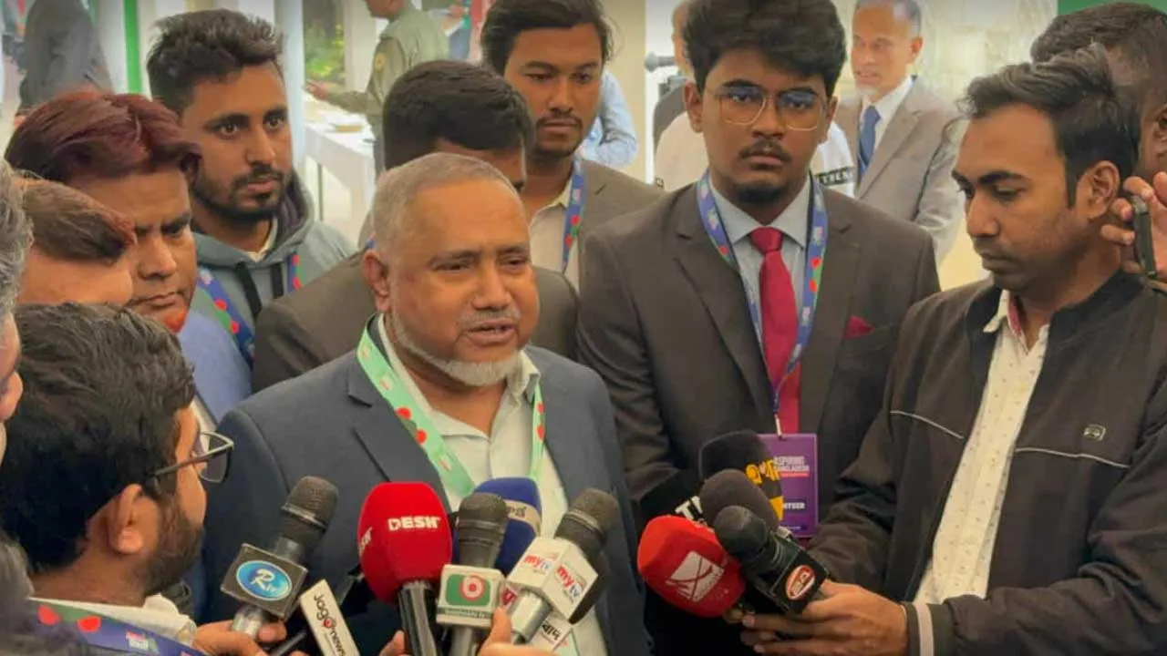 ক্ষমতায় গেলে শুধু দল নয়, যোগ্য লোকদের মন্ত্রী বানাবে জামায়াত : ডা. তাহের