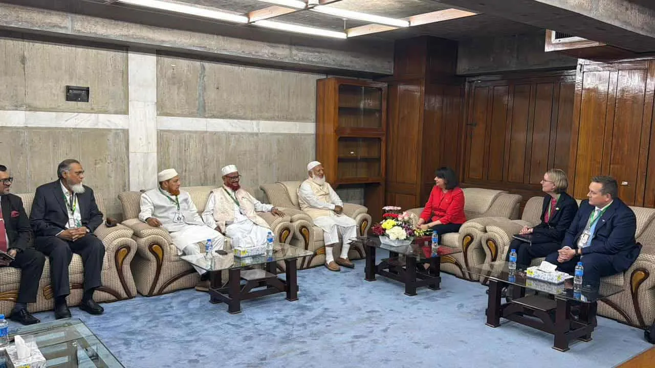 জামায়াত  আমিরের সঙ্গে বিভিন্ন দেশের প্রতিনিধি দলের সাক্ষাৎ