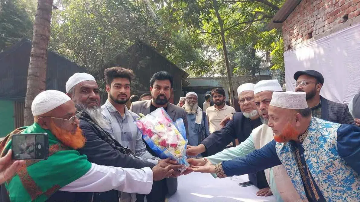 ইসলামী আন্দোলনের ১০ নেতা জামায়াতে যোগ দিলেন